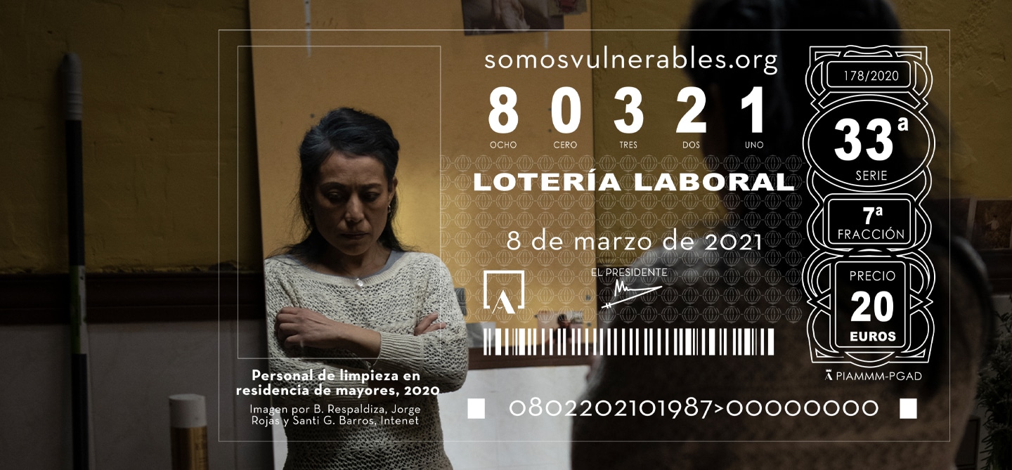 Mujer con su busto dentro de la imagen de un boleto de lotería en el que pone "lotería laboral", el boleto está sellado para el 8 de marzo de 2021, en el Día Internacional de la Mujer 2021