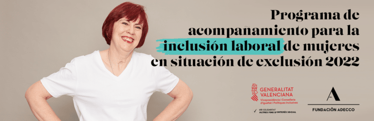 mujer senior sonriendo. Programa de inclusión laboral para mujeres en riesgo de exclusion.