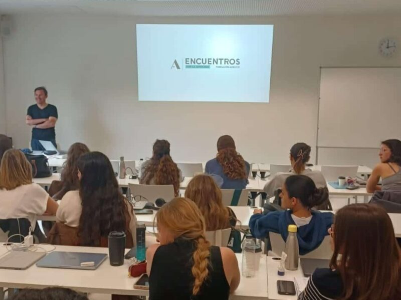 alumnos en universidad