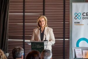 Fatima Bañez, presidenta de la Fundación CEOE en un evento de la Alianza CEO por la Diversidad